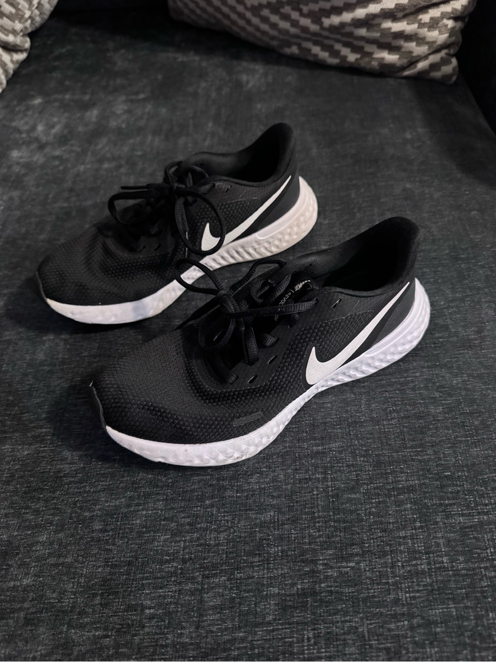 Nike Black and White Running Shoes